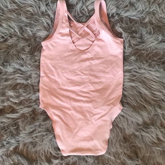 Girls pink bodysuit - Picture 2 of 3
